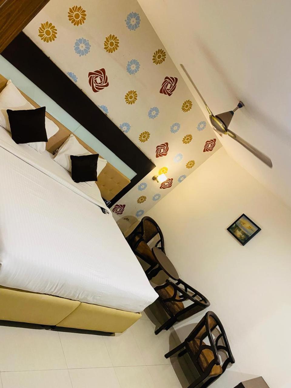 Hotel Sitara Grand L.B. Nagar Haiderabad Buitenkant foto